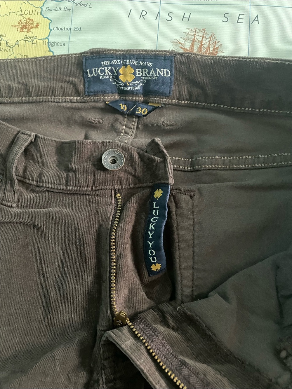 Lucky Brand women’s Corduroy Jeans - Dark Brown